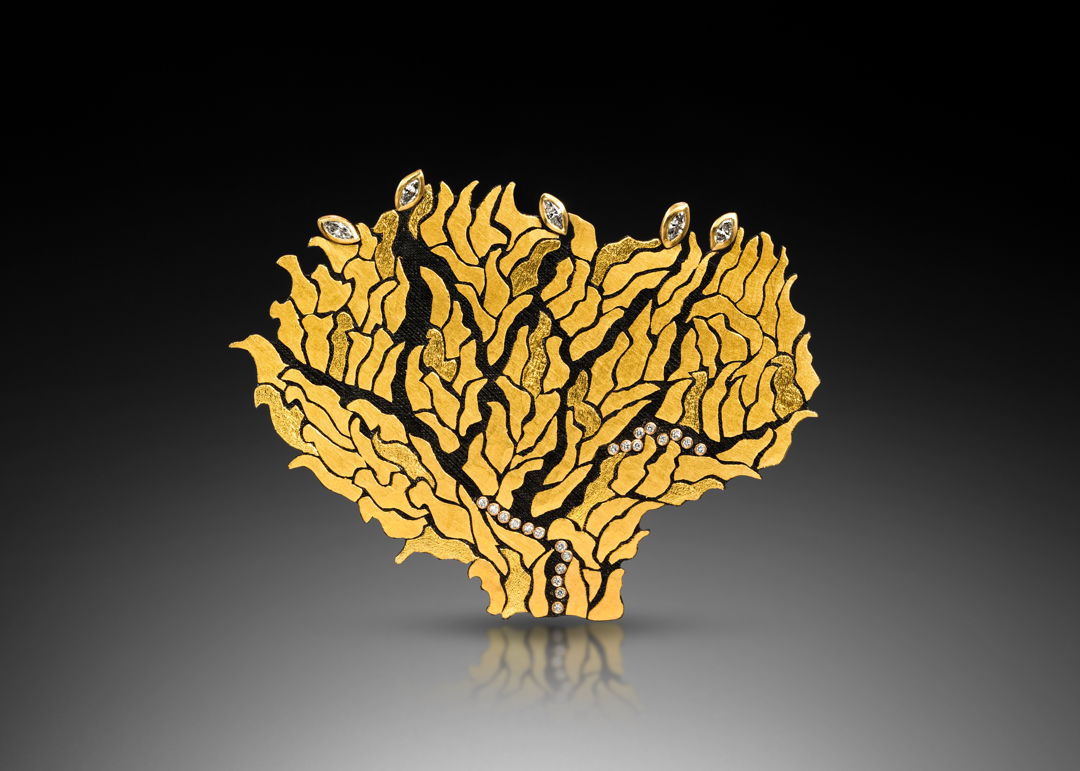 Damascene/Pomok Sang Guem- 24k inlaid on Steel  Brooch/ Pendant