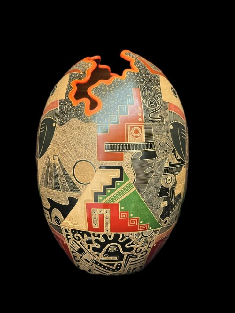 Inspired in the Ometepe Island one of most beautiful and unique island around the world inside of the Nicaraguan lake Cocibolca. Ometepe is well re know for its 2 wonderful volcanos and cultural ethnicity.