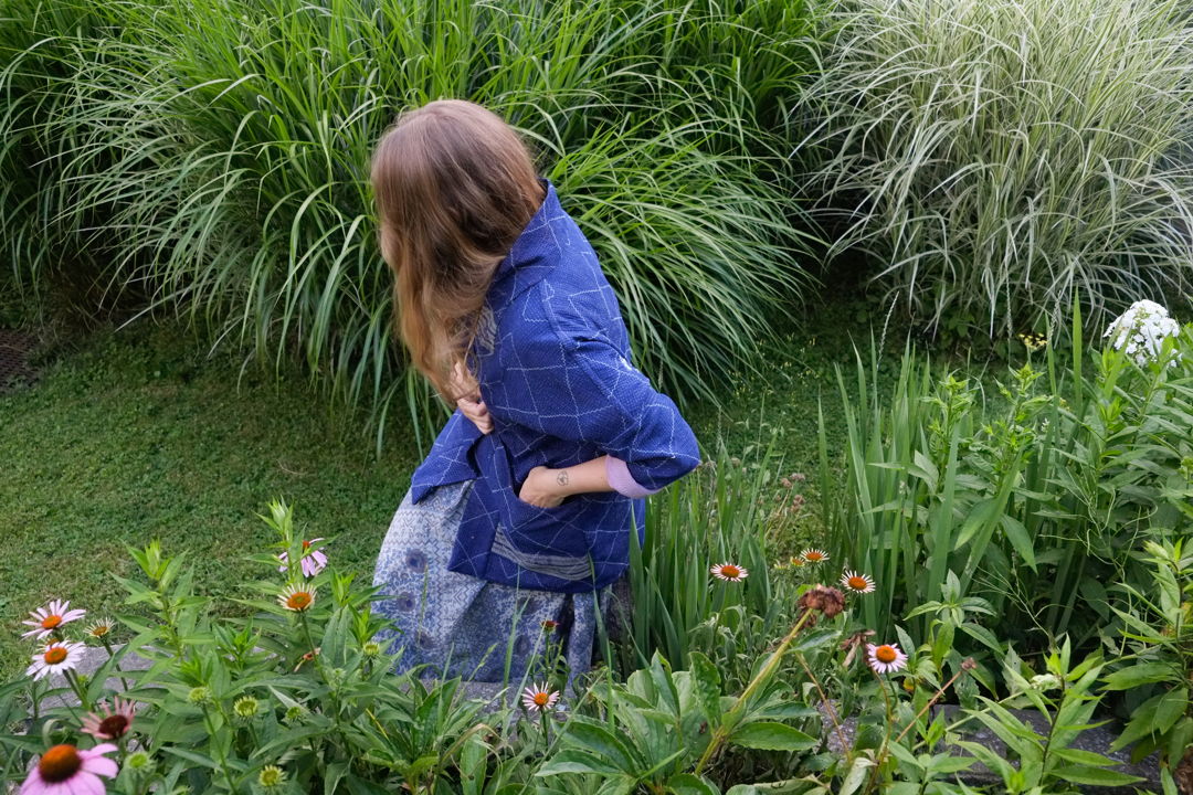 Made with traditional Bengali quilts called "Kanthas " expertly crafted from repurposed saris and fabrics  each Anoushka Jacket is a unique creation curated for your utmost comfort. These reversible jackets feature gender-neutral sizing and embrace a silhouette inspired by Asian street style.