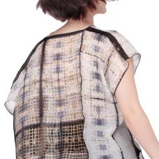 airy vest with gridded dyed pattern